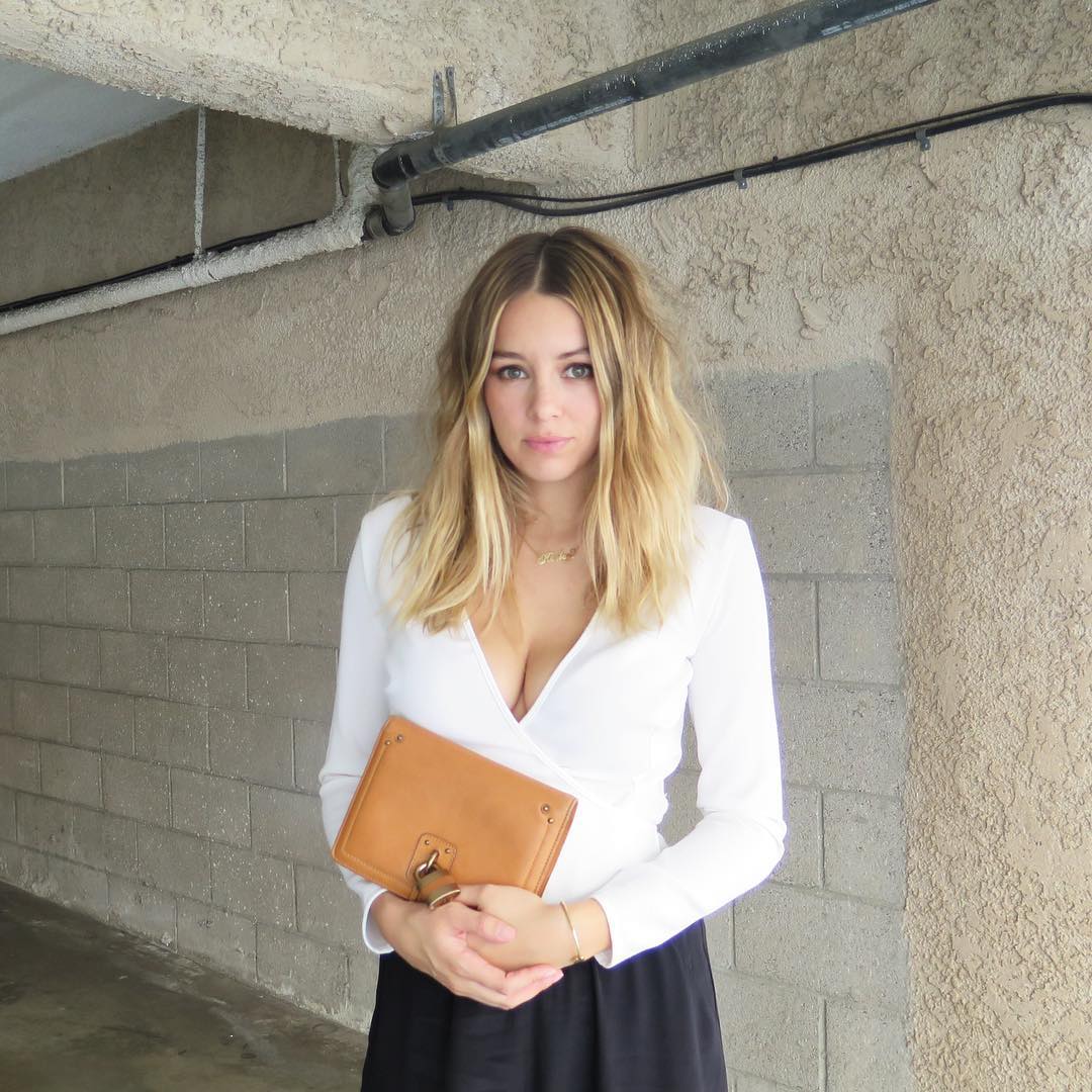 切尔西年轻时照片,2004年切尔西照片