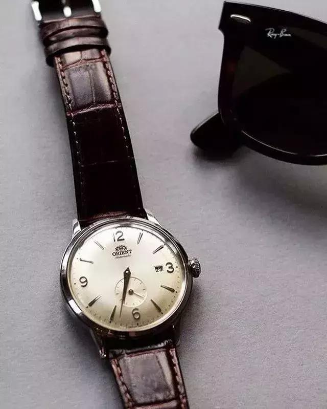 一道划痕抛光,一道划痕补漆