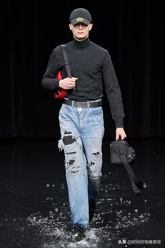 巴黎世家休闲包,巴黎世家运动包