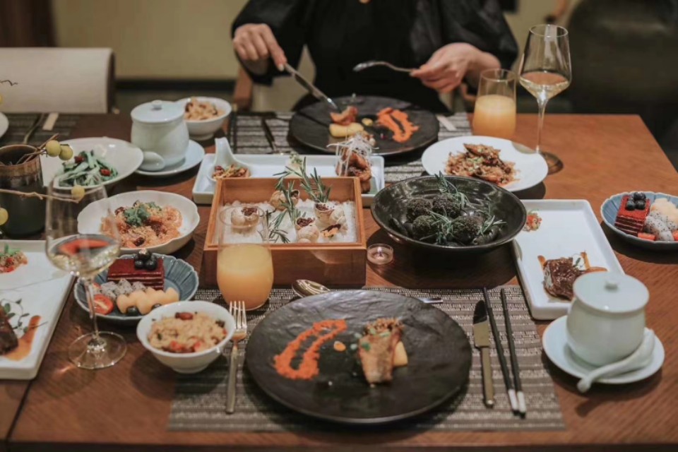 【桥山酒店状元别院】偏爱黄果树，文凡新作，来一场云端之旅