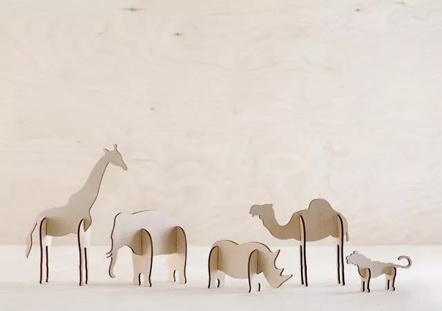 废物利用，她用几个纸箱让家里变成动物园，孩子回家乐坏了！收藏