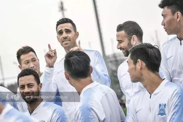 中超定妆照花絮|C位扎哈维，红妆托西奇