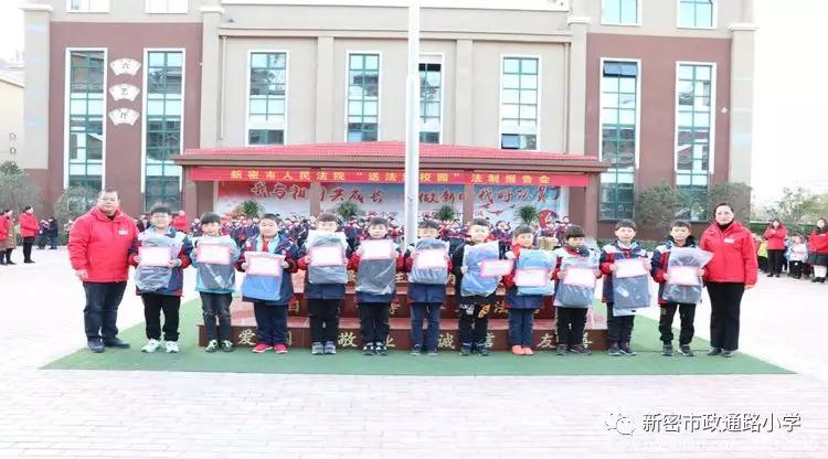 擦亮初心底色扛牢使命担当,擦亮底色秉持初心使命再踏新征程