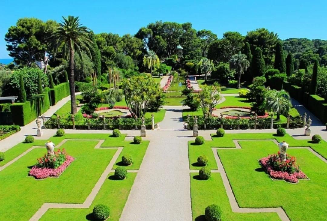 亿万富翁的有钱人生完整视频,亿万富豪的富贵人生