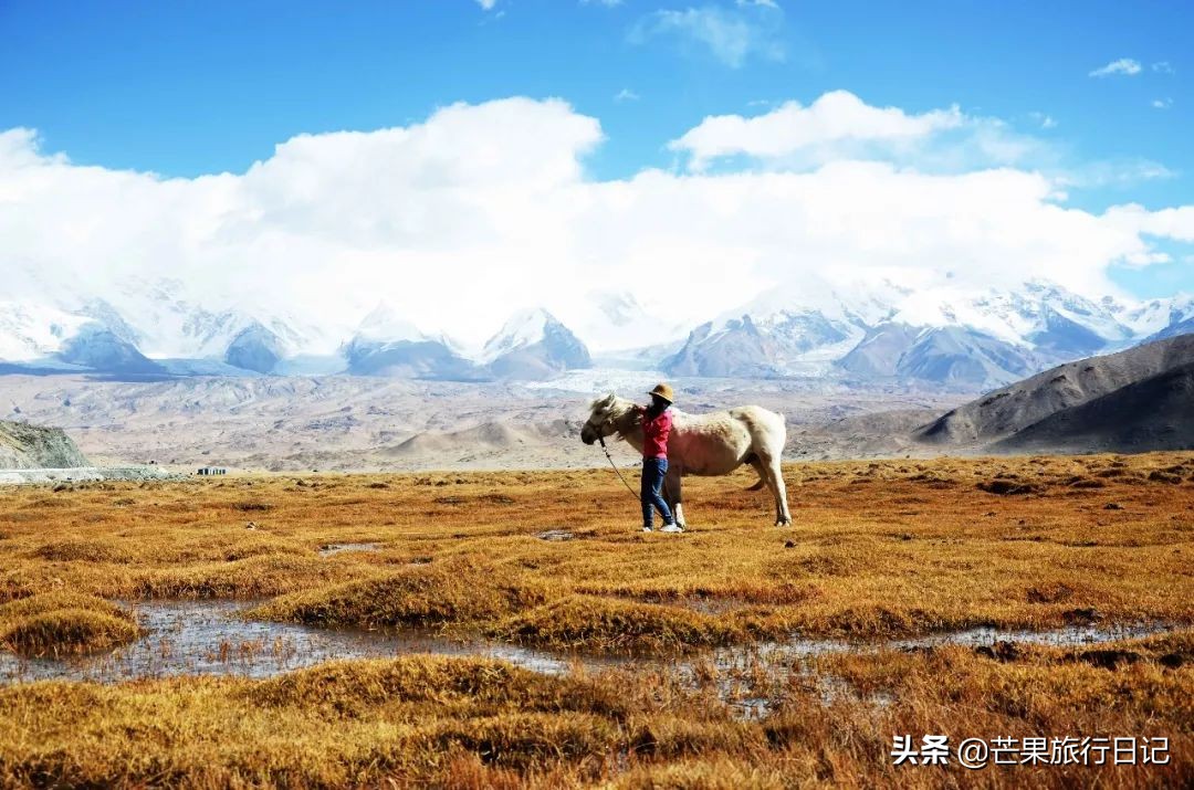 女孩辞职从广州去甘肃*疆新**旅行，途经敦煌哈密有惊无险的难忘经历