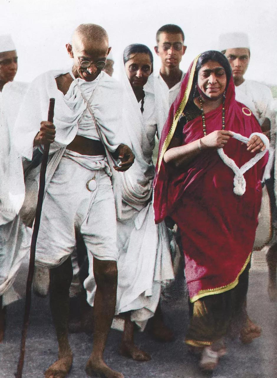 英国是如何利用棉花称霸世界 (棉花在西方发展史)