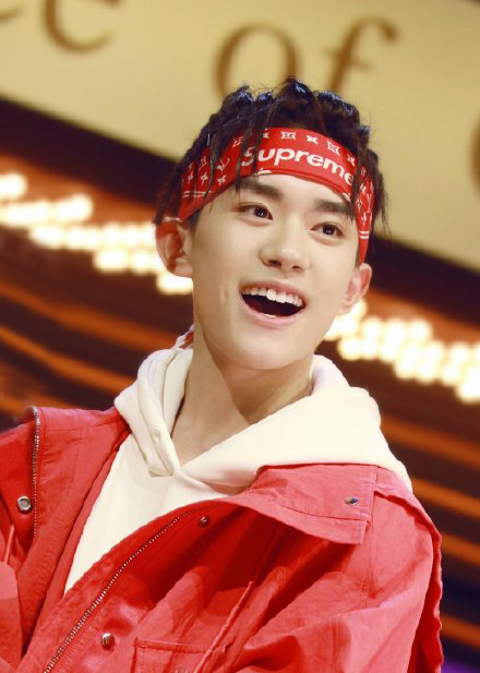 脏辫男孩张一山,张一山脏辫