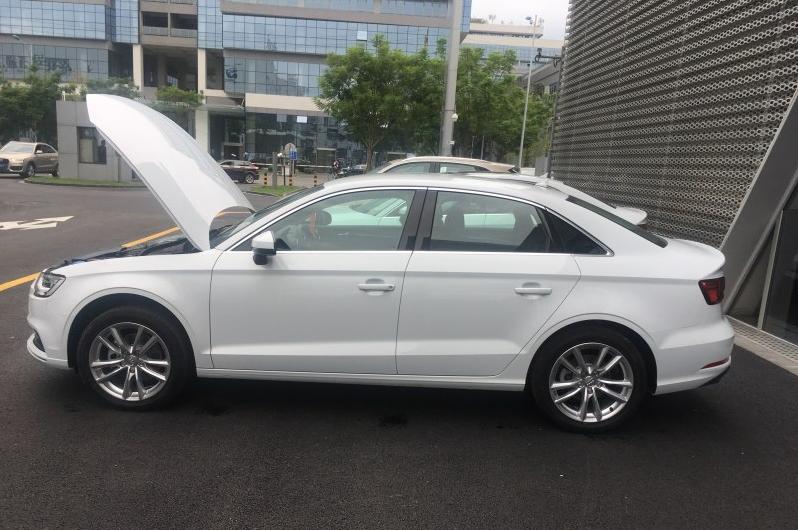 奥迪a317款落地价是多少,2019年奥迪a3真实用车感受