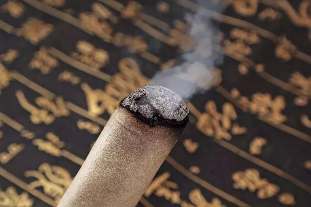 艾灸的注意事项以及穴位讲解,艾灸知识点大全