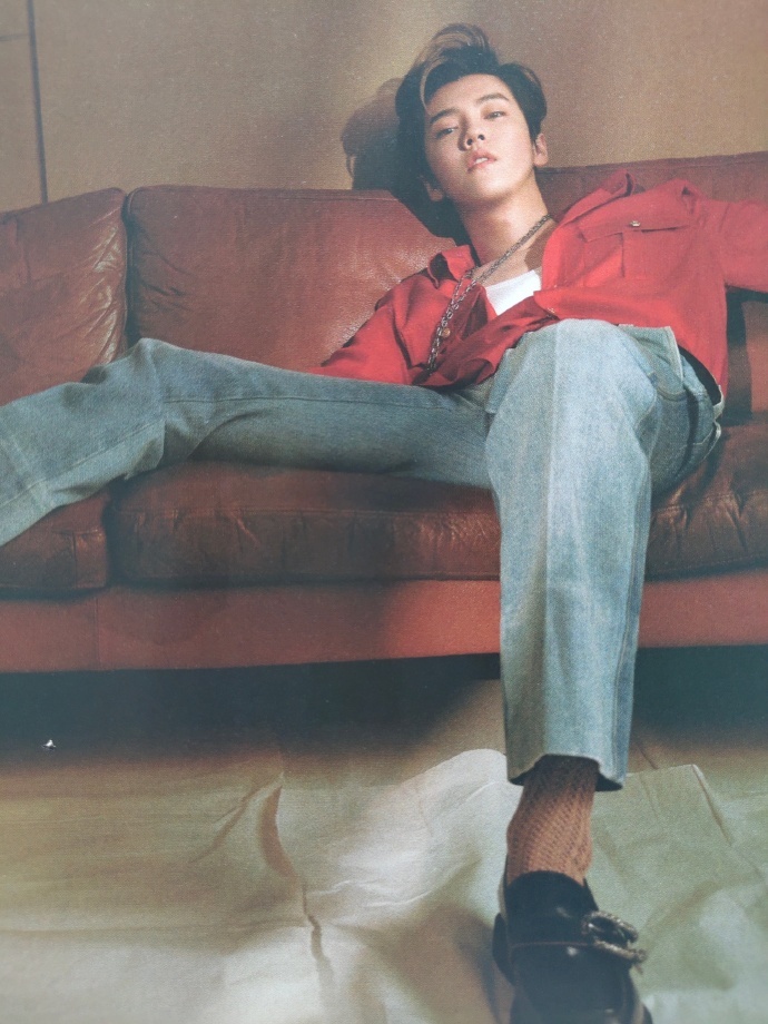 鹿晗采访中谈及父母,鹿晗家庭氛围