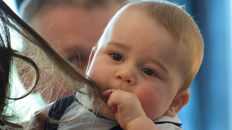 宝宝掉头发严重用什么办法解决,四个月宝妈掉头发厉害是怎么回事