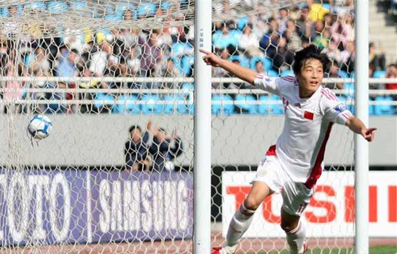 武磊18岁踢足球,武磊16岁中超