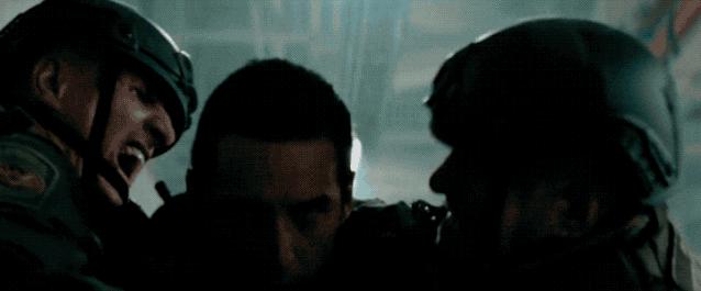 “你这该死的金属混蛋!”等了28年就为终结者的莎拉·康纳说这话