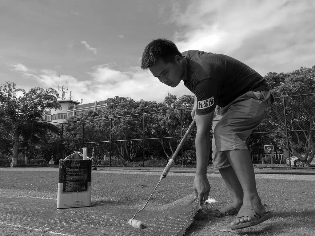 津门网邓书梁：七人足球场施建纪实