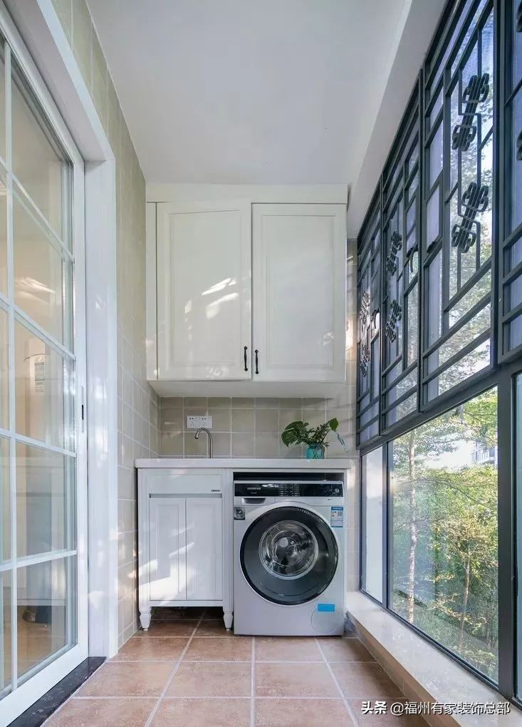 阳台贴多大砖合适上墙效果,阳台贴砖不好看怎么弥补