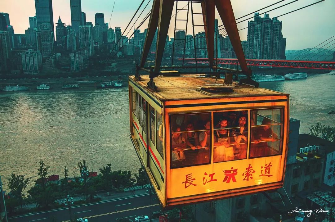 重庆的魔幻交通,重庆交通到底有多魔幻