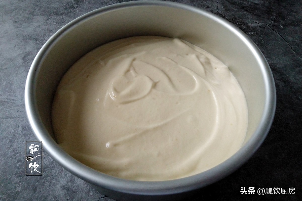 做好的蛋糕放凉容易塌陷,为什么做的蛋糕塌陷和不蓬松