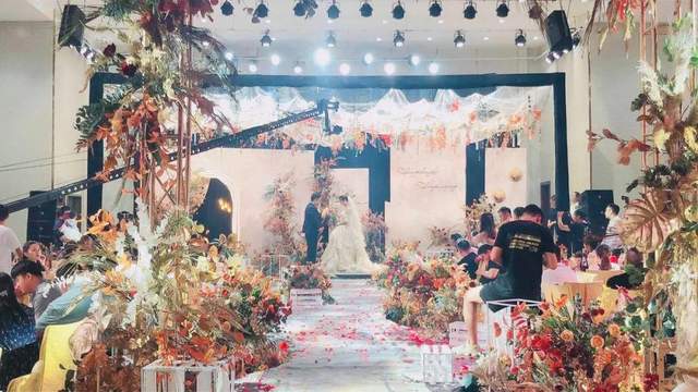 洛阳梦桃源2号会议厅,洛阳梦桃源度假村附近酒店