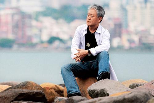 哪有容易的人生,人生很累唯有硬抗