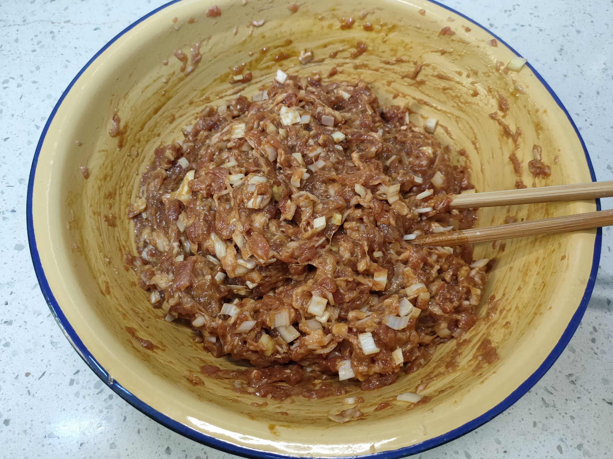 为什么饺子馅不能放盐,为什么调饺子馅总是没有肉香味