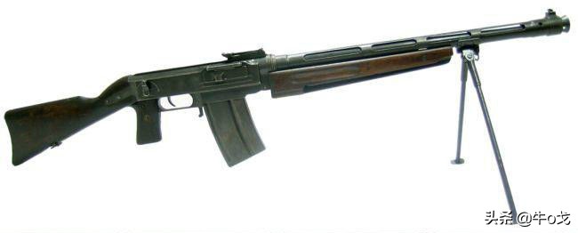 轻机枪和重机枪的区别,轻机枪和重机枪的区别在哪