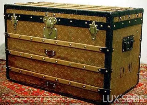 lv品牌故事简短介绍,lv时尚帝国故事