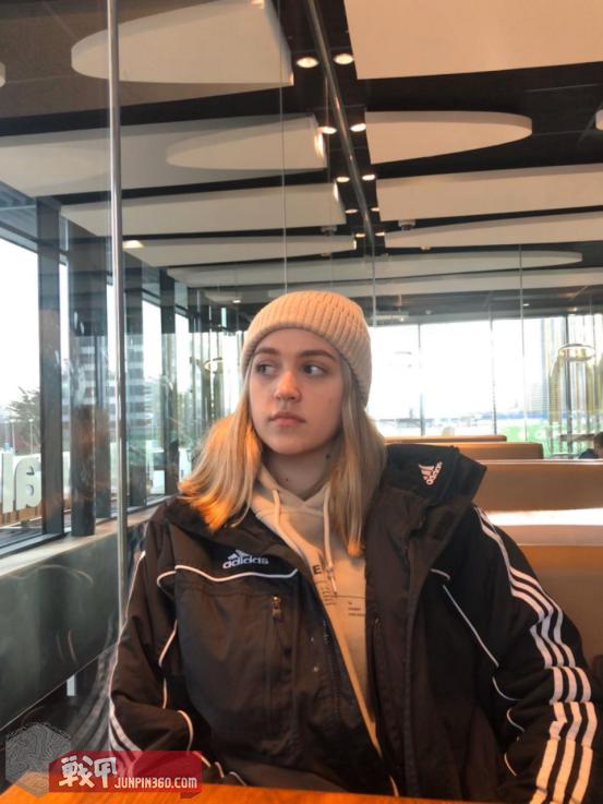 俄罗斯街头异国风情,俄罗斯人喜欢三叶草