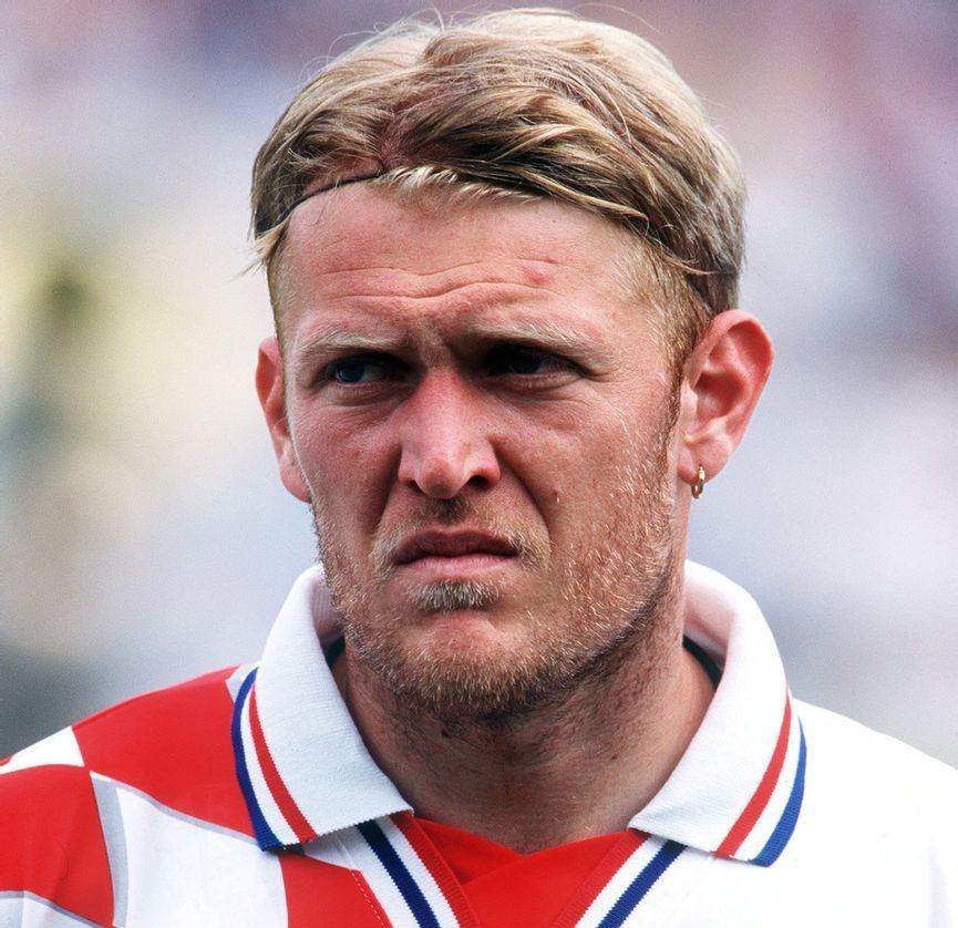 1992年，一位大烟枪差点被评为世界足球先生，你还记得他么？