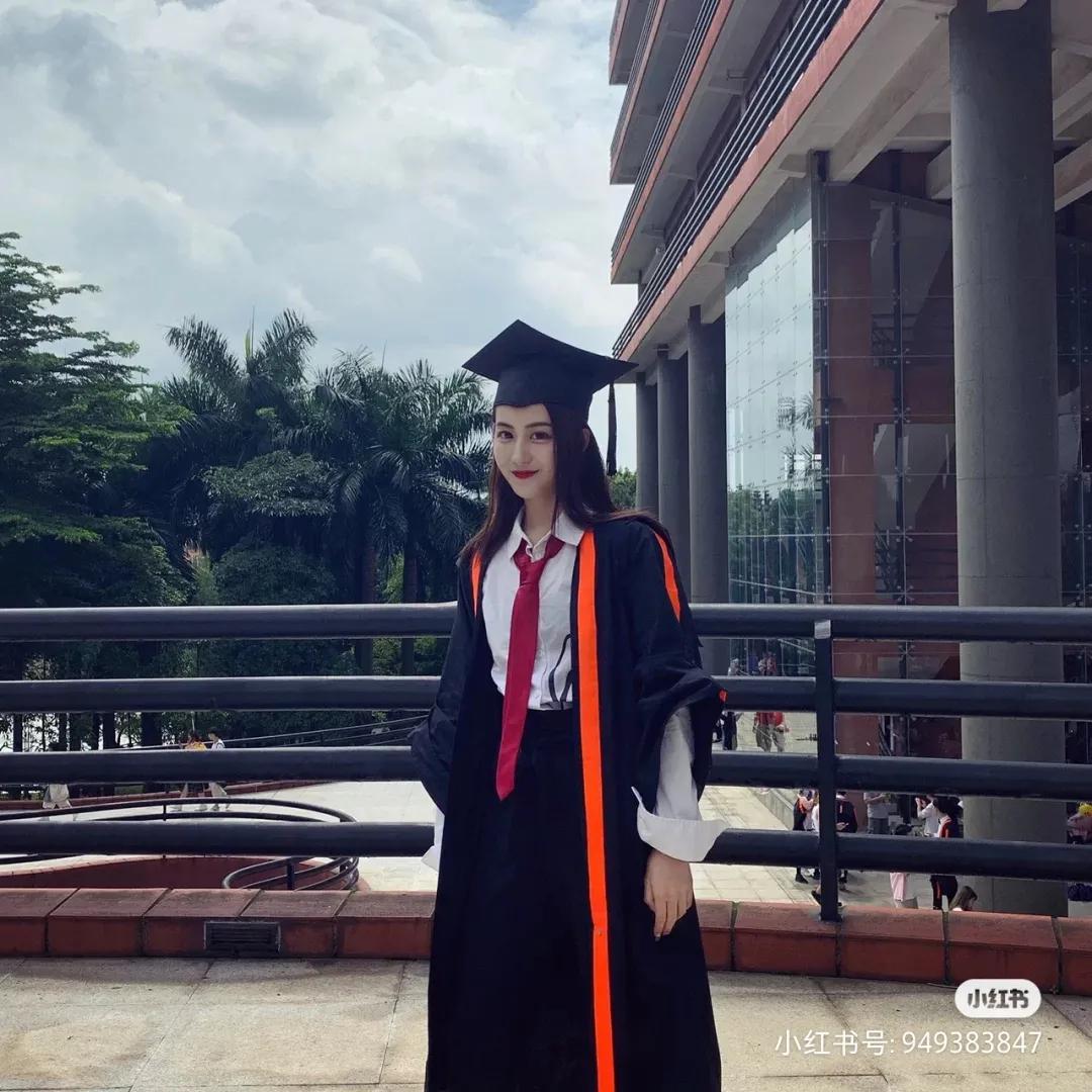 八大美院学士服,九大美院服装设计排名