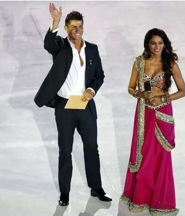 c罗历任女友伊莲娜,c罗历任女友大盘点