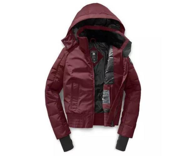 加拿大羽绒服事件,加拿大人被冻死