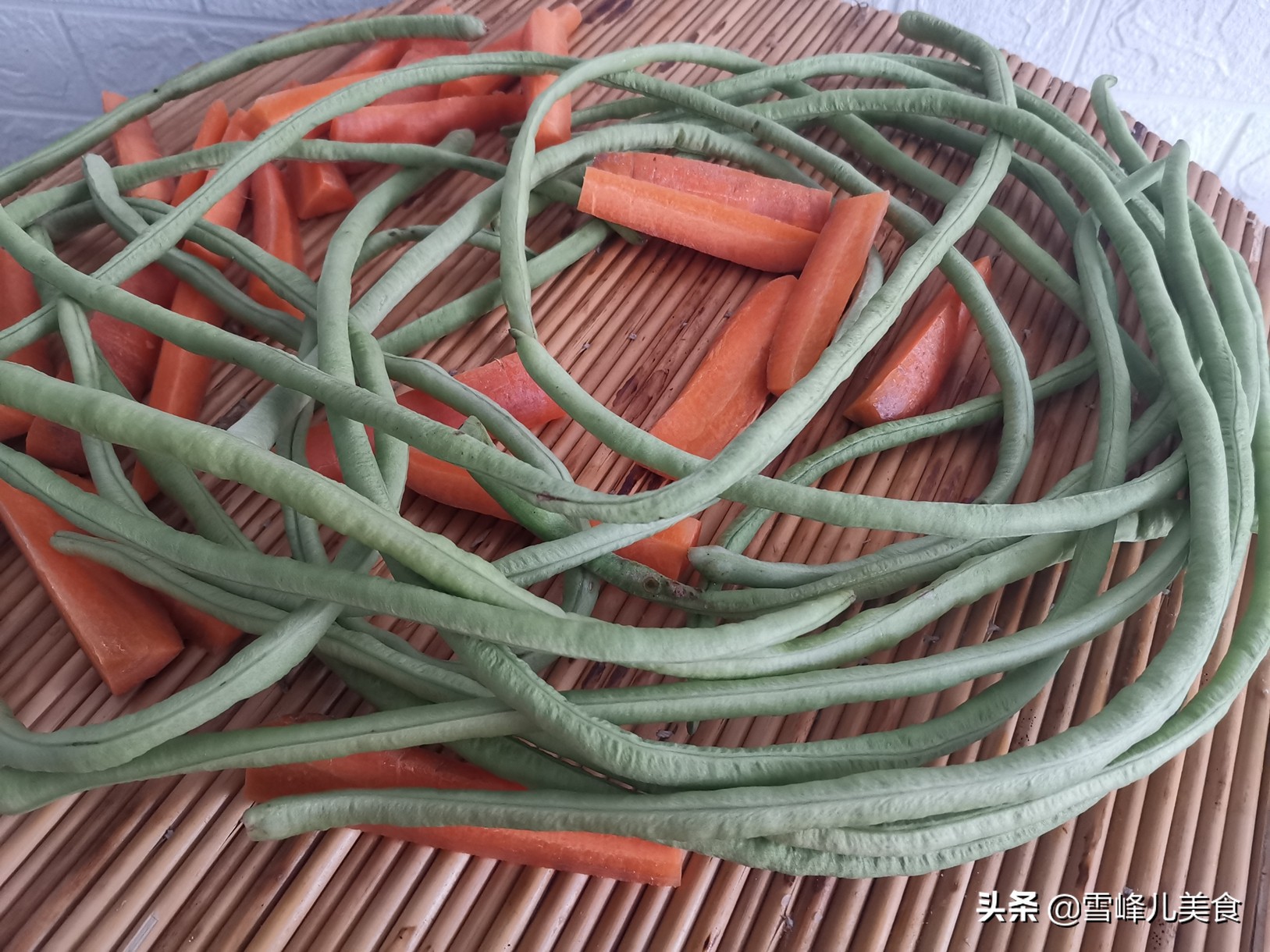 简单2步搞定四川泡菜酸辣开胃,四川泡菜的正宗做法手把手的教