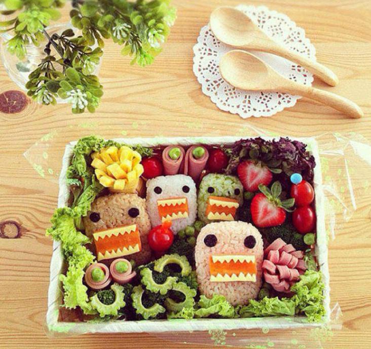 怎么锻炼两岁宝宝自己吃饭,如何训练2岁多宝宝吃饭