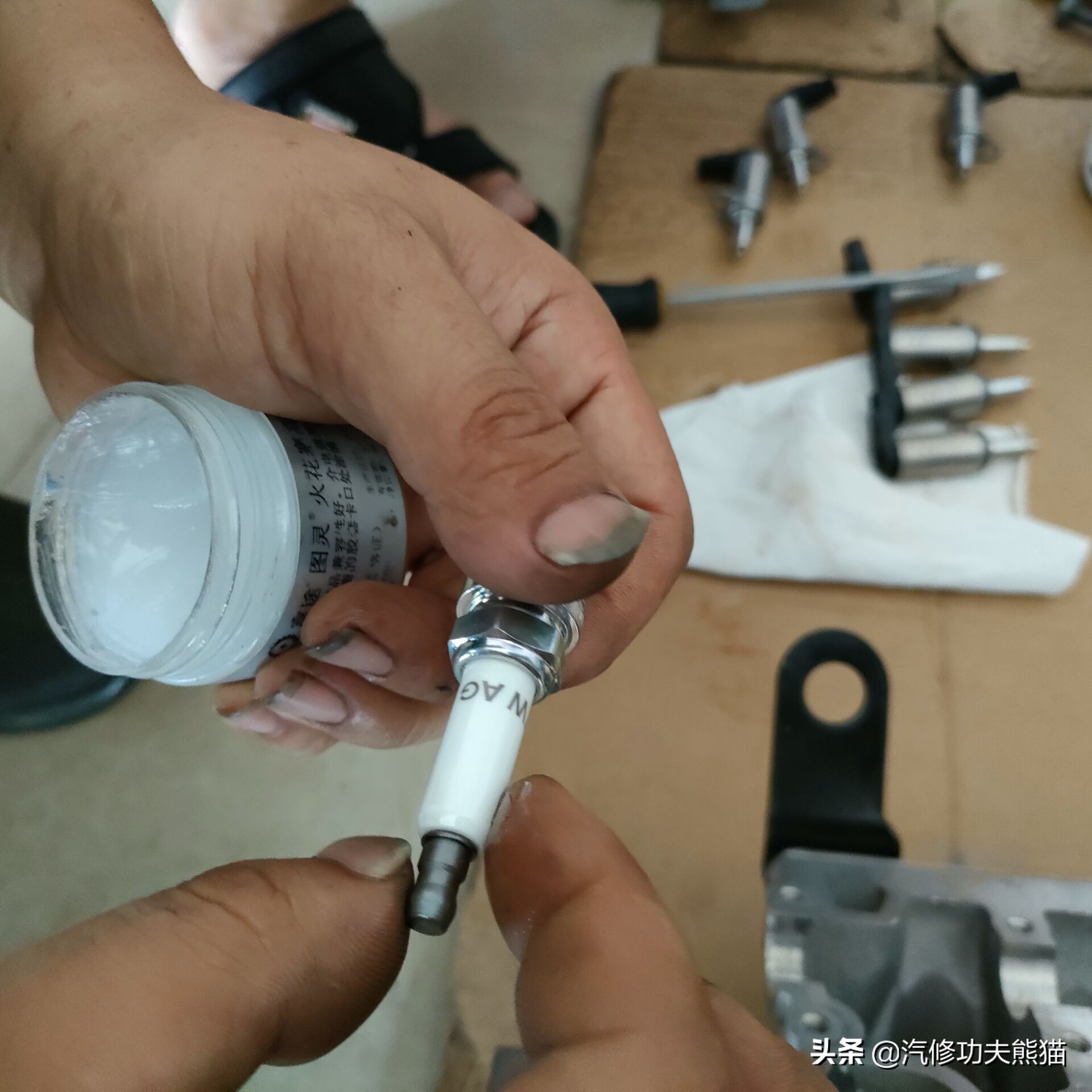 奥迪q5烧机油值不值得买,2015款奥迪q5舒适型烧机油