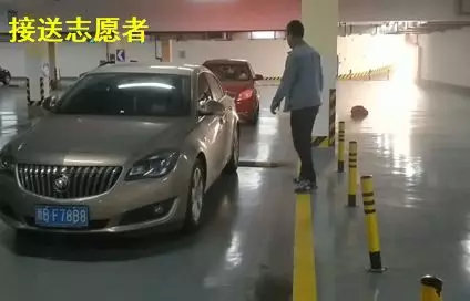 缓解校园周边交通拥堵,校园周边拥堵治理