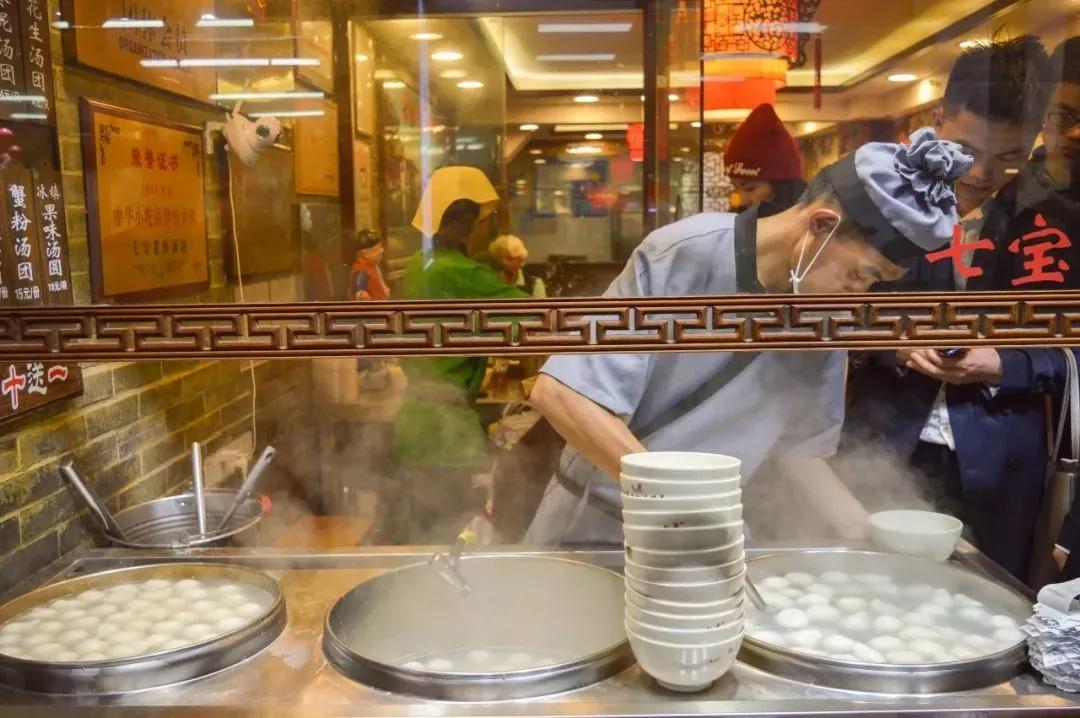 国内专坑游客的8条美食街,国内专坑游客的10条美食街