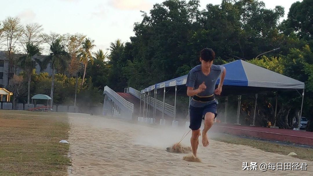 韩国20岁以下100米短跑冠军,谢震业百米飞人大战第8名完赛