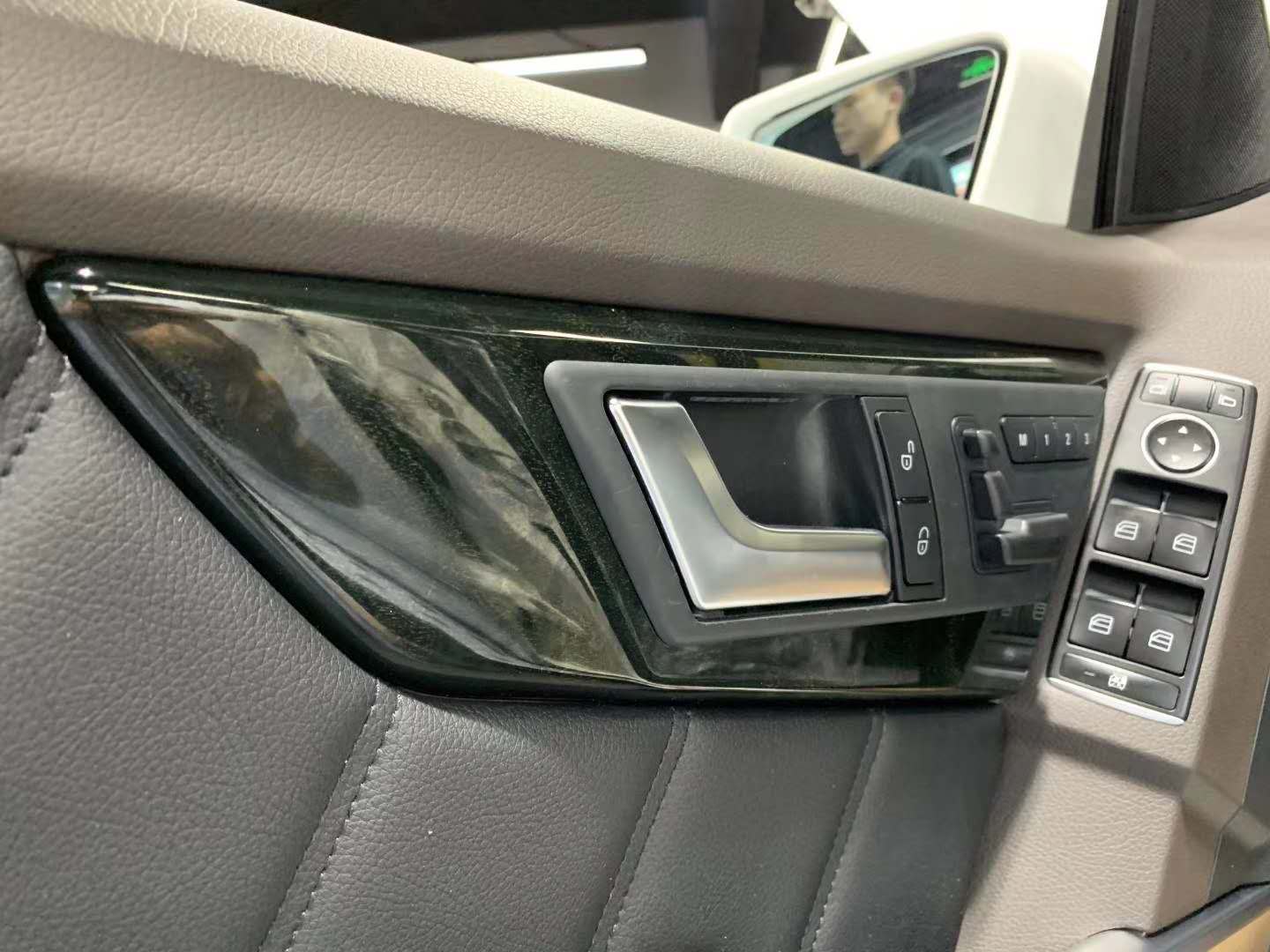 15款奔驰GLK300改装升级原厂全车岑木内饰分享