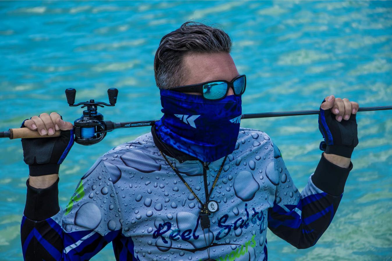 卡斯丁鲈鱼终结者水滴轮教程,夏季路亚海钓鲈鱼的方法和技巧