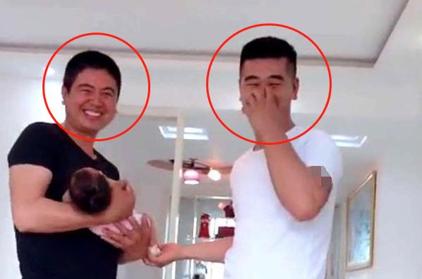 冻龄妈妈和儿子视频,冻龄妈妈和儿子酷似情侣