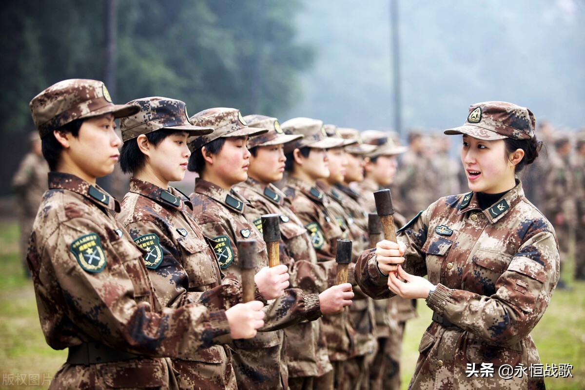 二级士官转三级士官容易吗,转三级士官应具备哪些条件