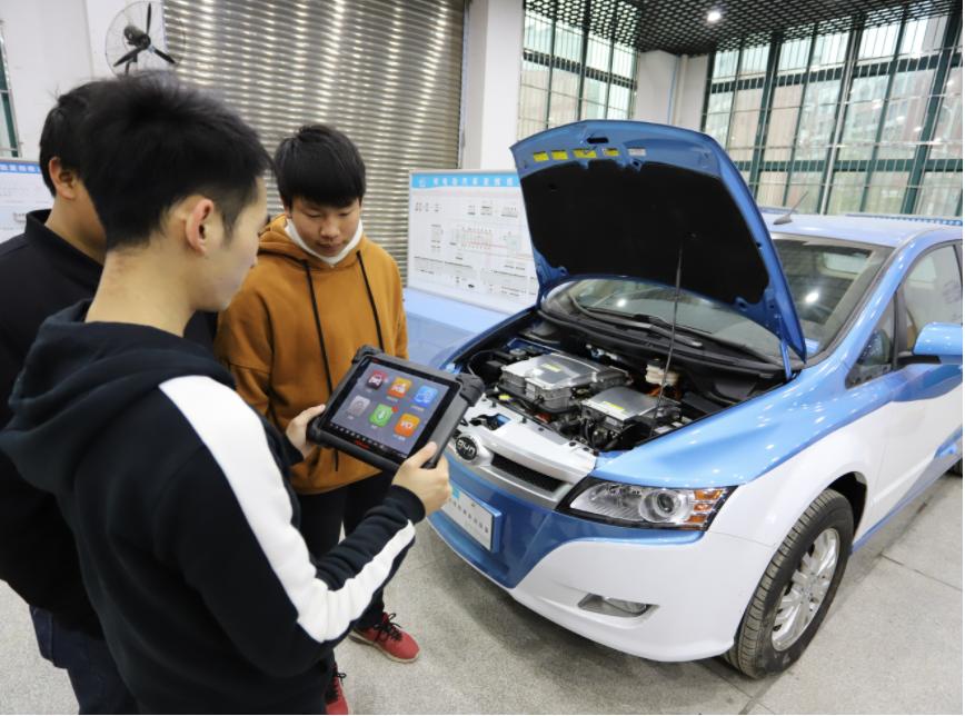 油改电新能源车型优缺点你知道吗,帕萨特新能源汽车有什么优缺点