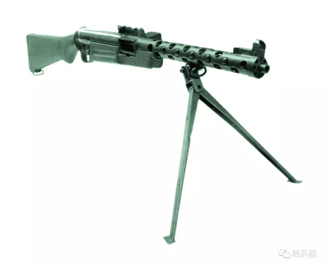 最新型轻便火力最猛的冲锋枪,战地五zk383冲锋枪快速升级