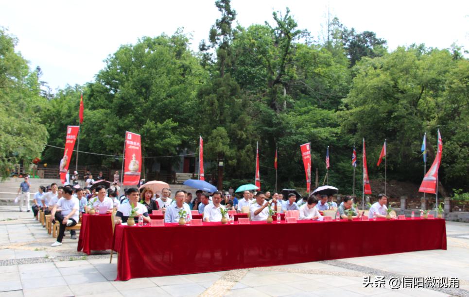 保民生护稳定促发展,保就业稳民生促发展