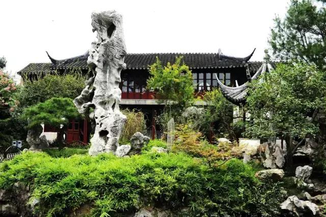 中国园林的诗情画意之美,虽由人作宛自天开的造园理念