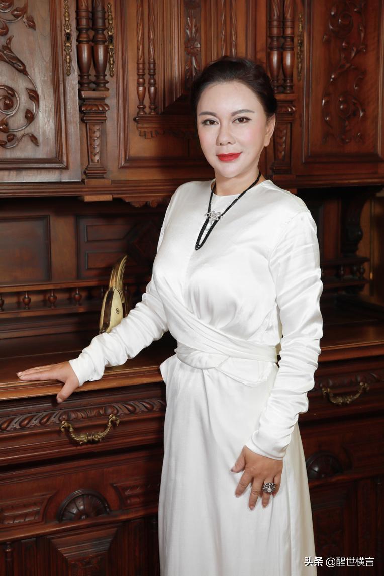 “有正确的审美思维方式”，东方瑞丽创始人夏嘉谈医美