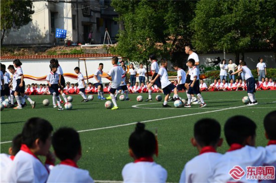 三明市学生足球运动会,足球联赛迎开学