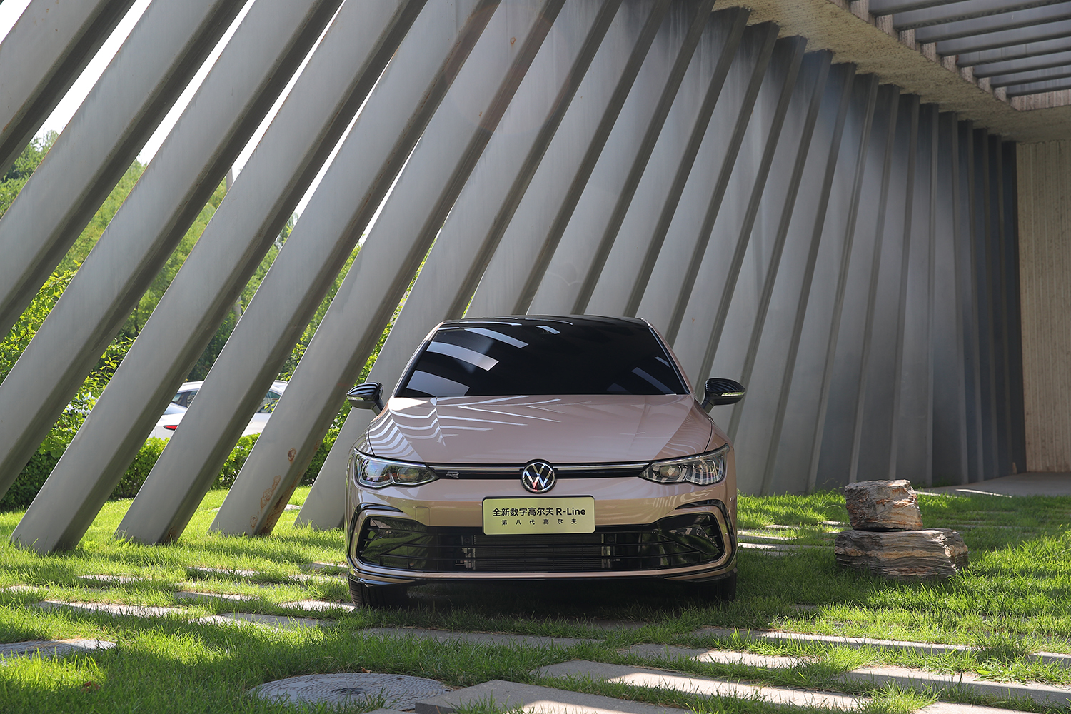 全新数字高尔夫8代落地价,全新数字高尔夫沟通色