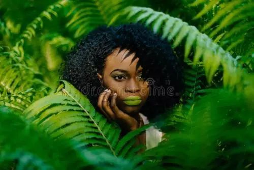 故宫口红枫叶红试色,故宫口红和花西子口红