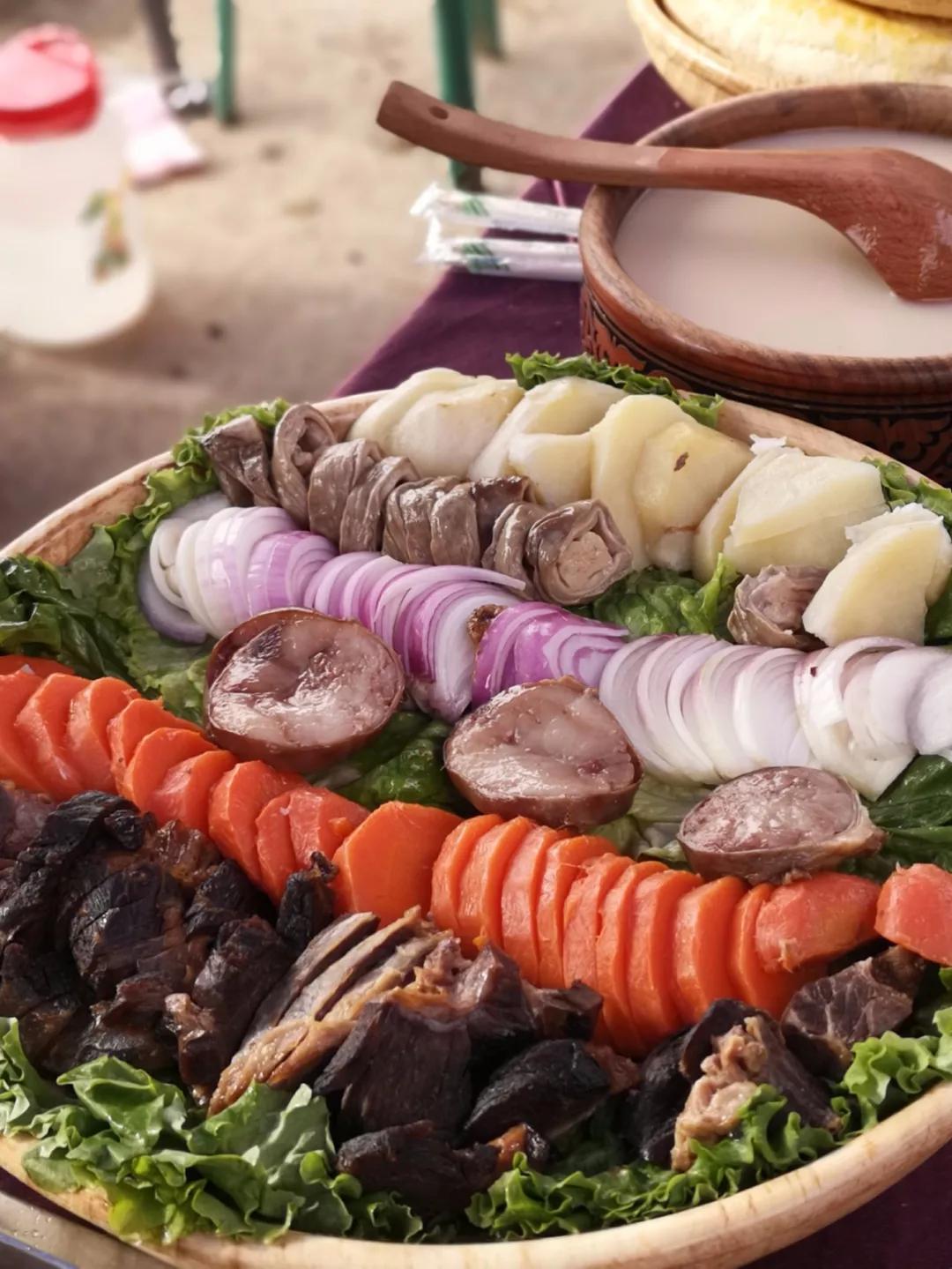 美丽伊犁简介,美丽新疆伊犁